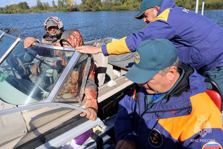 Саратовские инспекторы ГИМС выявили на Волге около тысячи нарушителей Саратовские инспекторы ГИМС выявили на Волге около тысячи нарушителей